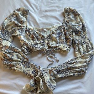 Olivaceous puff sleeve blouse - size small